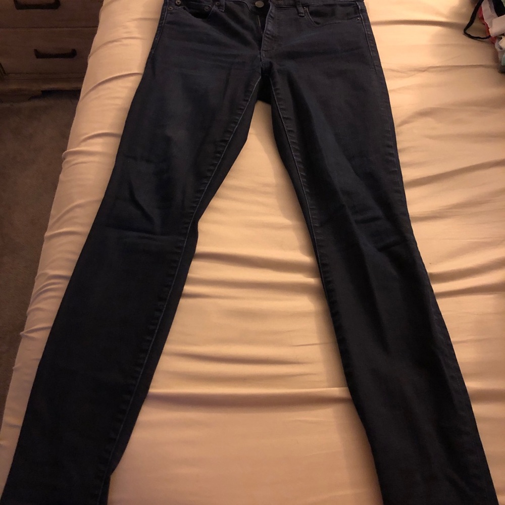 Gap skinny jeans - size 28